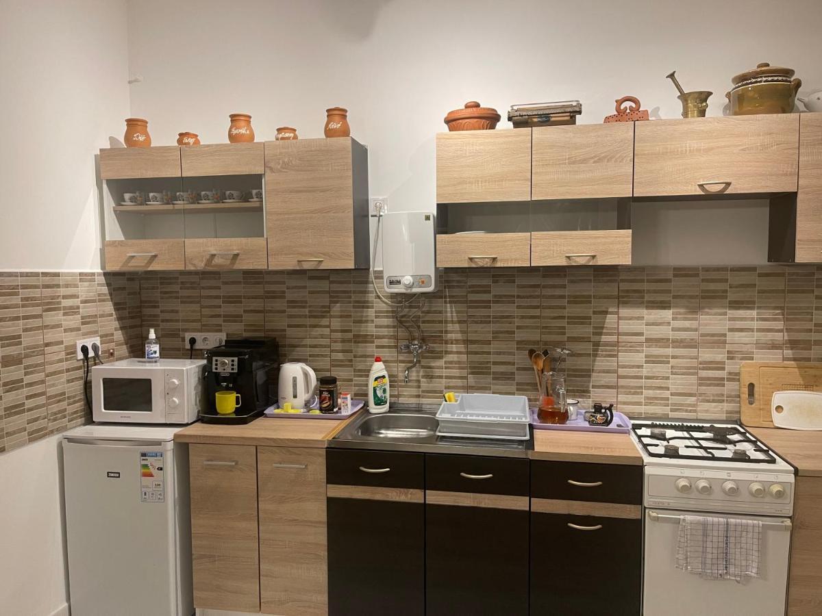 Valentina Apartman Balatonmariafurdo Exterior photo