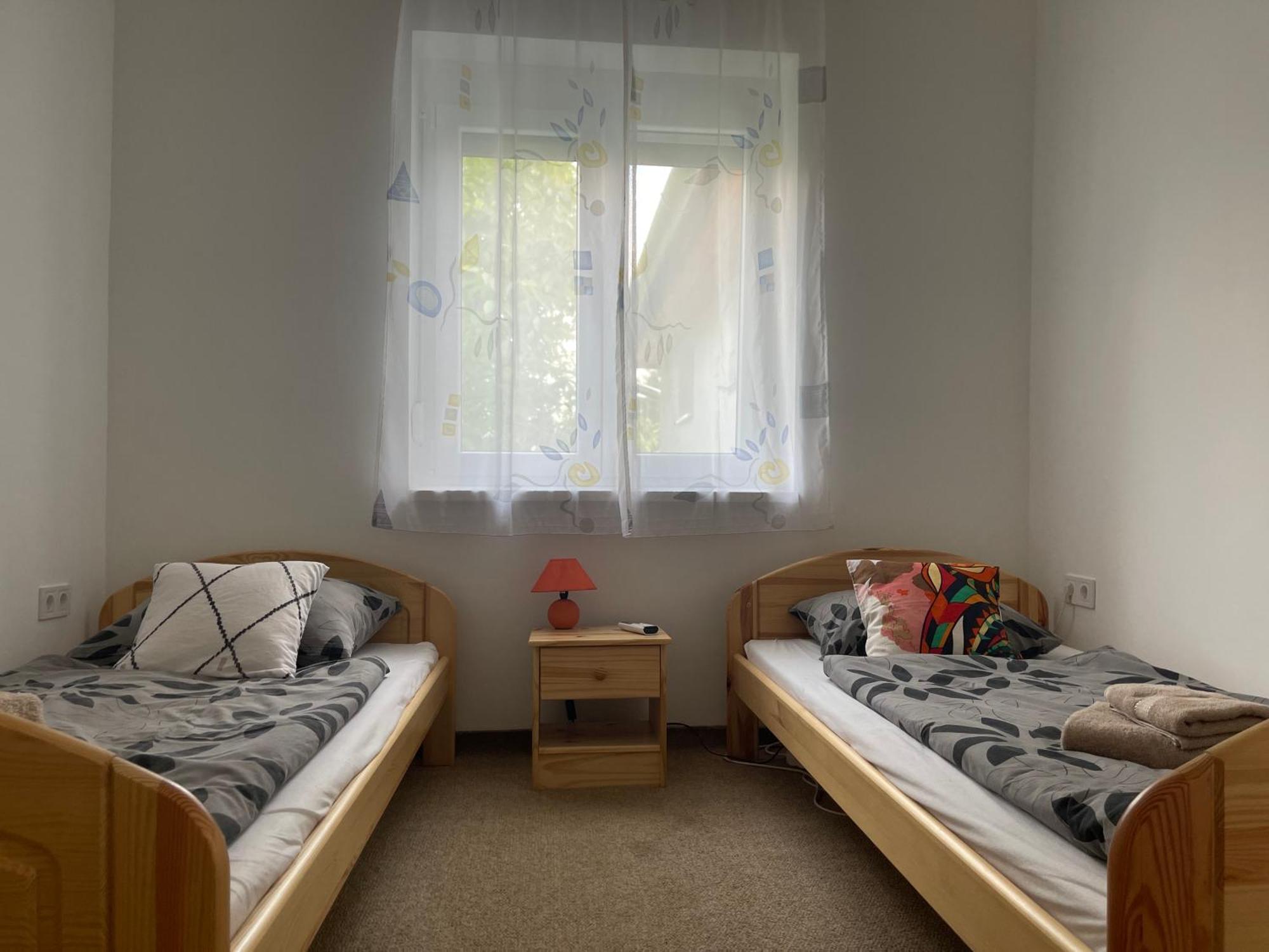 Valentina Apartman Balatonmariafurdo Exterior photo